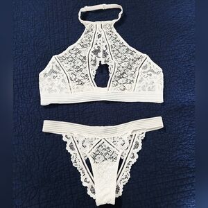 Victoria's Secret White Lace Bralette Panty Set